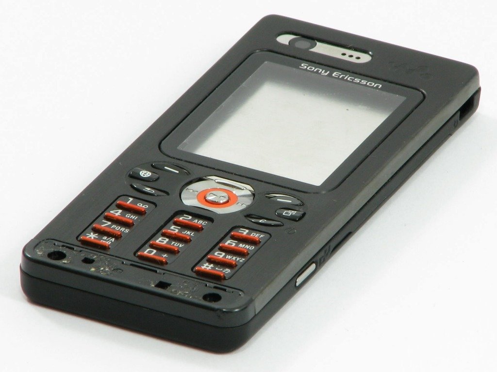 SONY ERICSSON W880i Original Case Grade B  GSM WHOLESALE